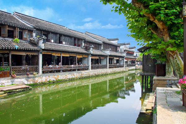 上了一个自己不太满意的大学，如何调整自己的心态?游戏画面